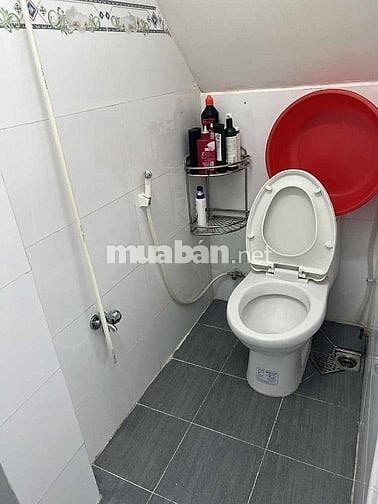 Cho thuê nguyên lầu 2, 2 PN, đẩy đủ nội thất mới, đẹp, sạch, thoáng.