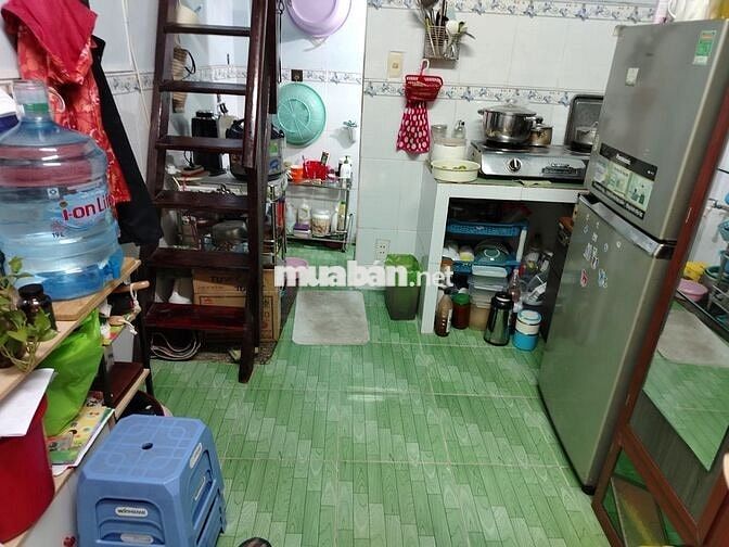 Cần nữ ở ghép, gần Đại học Công Nghiệp Gò Vấp