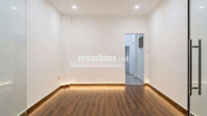 cho thuê nhà hxh Nguyễn Đình Chiểu p4 Q3 -4x11m 4pn