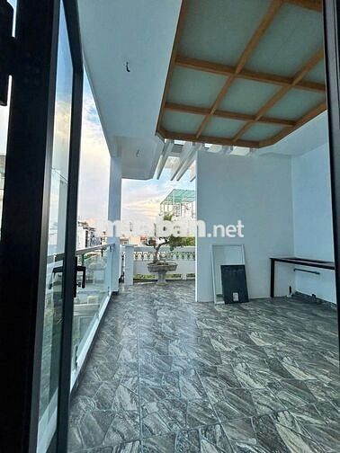 NHÀ ĐẸP GIÁ TỐT- 251B Lê Văn Sỹ, P14, Phú Nhuận - 5x20m, 4 Tầng, 400m2