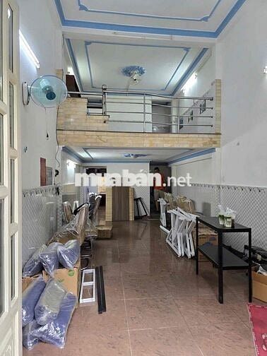 MTKD Xóm Đất P8 Q.11- trệt lửng 2 lầu- 4,2x16m- 21tr/th