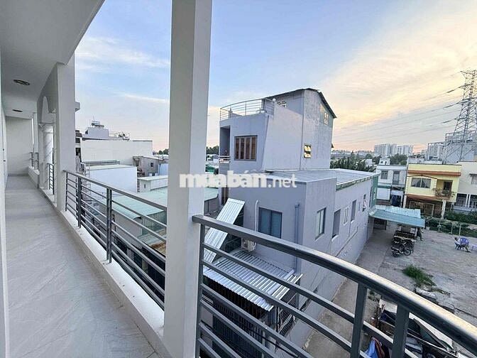 KHAI TRƯƠNG PHÒNG MỚI TOANH BAN CÔNG LỚN GIÁ TỐT ĐƯỜNG HUỲNH TẤN PHÁT