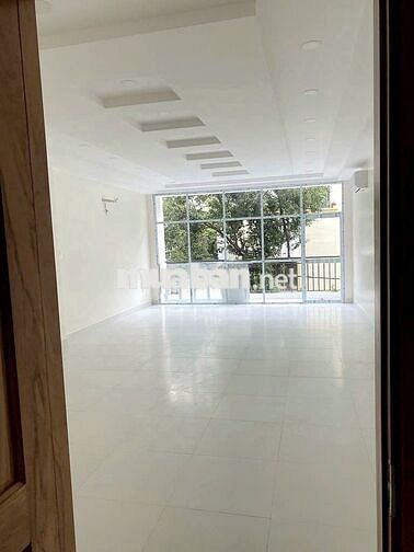 Cần cho thuê nhà MT 40A Đường Nguyễn Minh Hoàng P.12 Q.Tân Bình