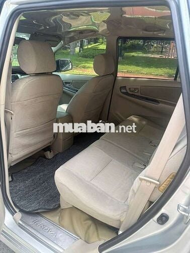 Toyota Innova E MT 2014 Số sàn Bạc