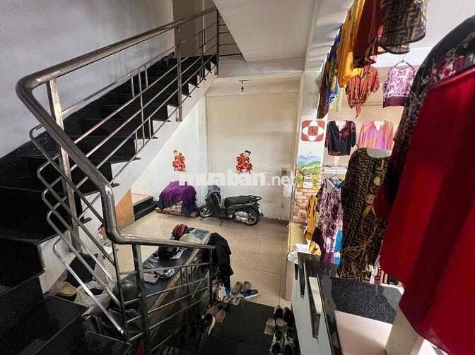 MẶT TIỀN NGUYỄN HỒNG ĐÀO • KHÔNG LỘ GIỚI