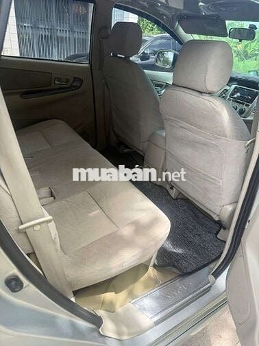 Toyota Innova E MT 2014 Số sàn Bạc