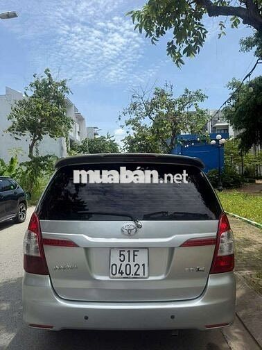 Toyota Innova E MT 2014 Số sàn Bạc