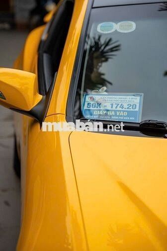 Hyundai Genesis 2.0T 2011 Vàng