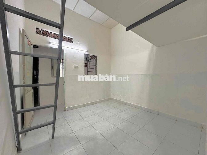PHÒNG TRỌ GÁC GIÁ RẺ GẦN ĐH BÁCH KHOA