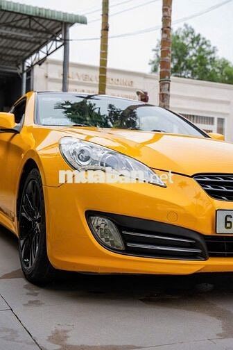 Hyundai Genesis 2.0T 2011 Vàng