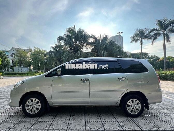 Nhà bán Toyota Innova G 2011 xe nguyên bản