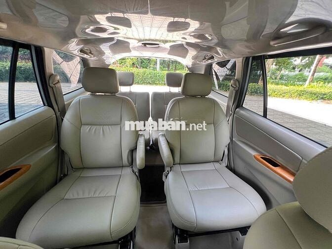 Nhà bán Toyota Innova G 2011 xe nguyên bản