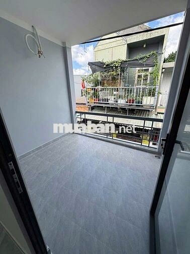 NHÀ ĐẸP 2PN 2WC - HẺM 130 ĐƯỜNG SỐ 2 - TRƯỜNG THỌ - GẦN GA TÀU ĐIỆN