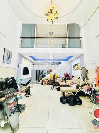 Hẻm nhựa 1/, 6m Trịnh Đình Trọng, Ngang 5.5m hiếm, 65m2, 3 tầng.