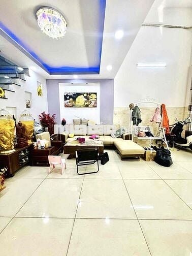 Hẻm nhựa 1/, 6m Trịnh Đình Trọng, Ngang 5.5m hiếm, 65m2, 3 tầng.