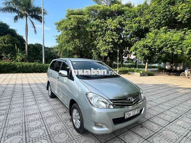 Nhà bán Toyota Innova G 2011 xe nguyên bản