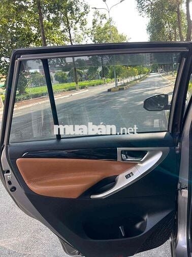 Toyota Innova G 2016 AT