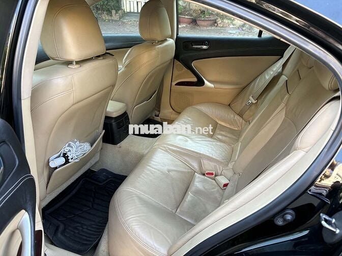 Lexus IS 250 Đen 73.000 km Nhập khẩu