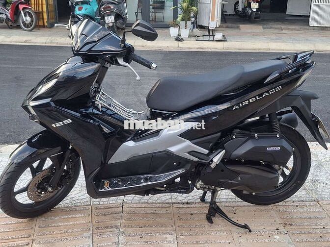 Honda Air Blade 2024 Đen bóng 125cc