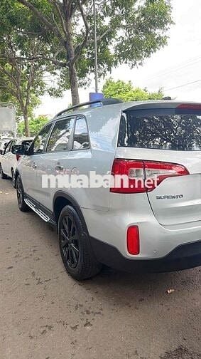 Kia Sorento 2015 Dầu Tự động Bạc