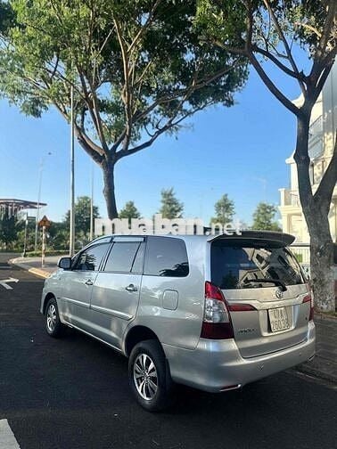 Toyota Innova E 2014 Bạc 7 chỗ