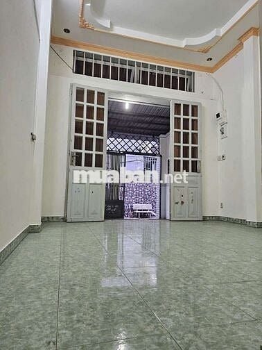Nhà Mặt Tiền hẻm 766 Tỉnh Lộ 10 4x22 C4 5tỷ 200 hẻm 6m xe hơi