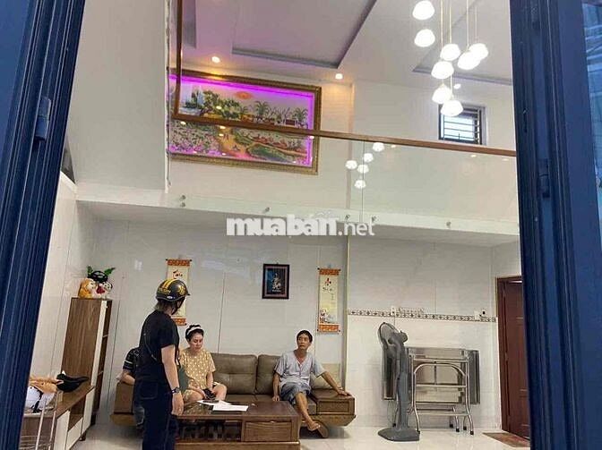 Cho thuê nhà 3 tầng kiệt Nguyễn Văn Linh, 2PN, full nội thất