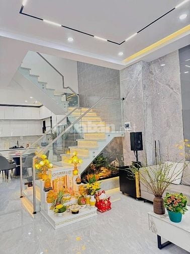 Chính chủ cắt lỗ 200tr bán nhà 2tầng-1tum(5x16m)gần Bến Xe Q8.Sổ riêng