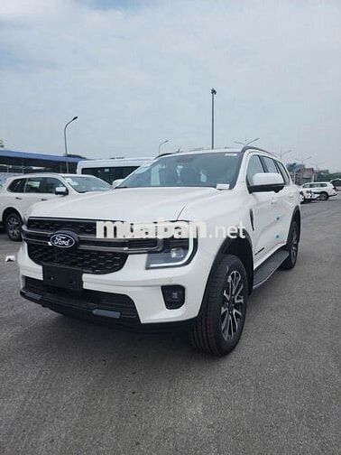 Ford Everest Platinum 2.0L 4x2 AT 2026 - 1 Tỷ 265