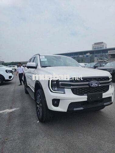 Ford Everest Platinum 2.0L 4x2 AT 2026 - 1 Tỷ 265
