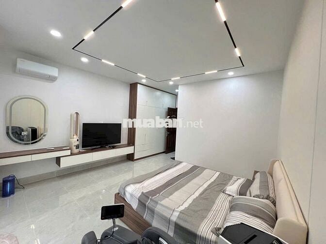 Cần cho thuê nhà HXH 256/3A Phan Huy Ích P.12 Q.Gò Vấp có thang máy