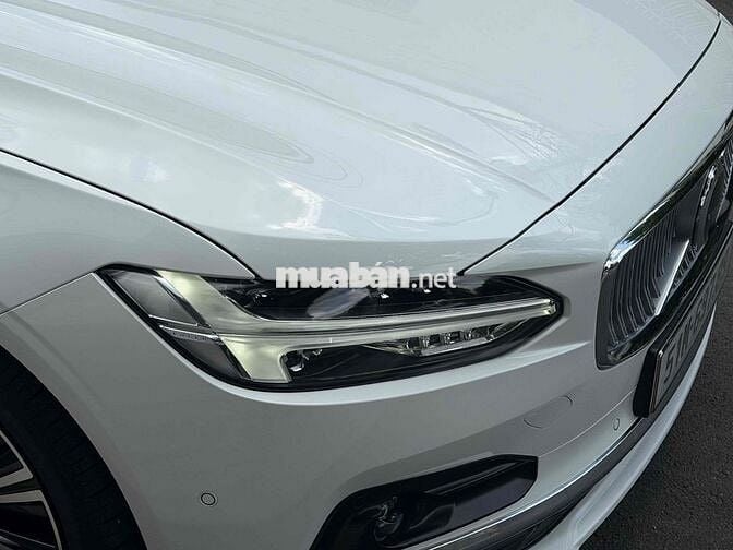 Volvo S90 Ultimate 2023 đk T8/2024