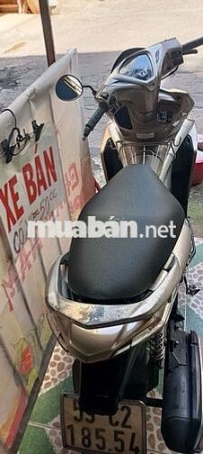 Honda Air Blade Thể thao Vàng đồng
