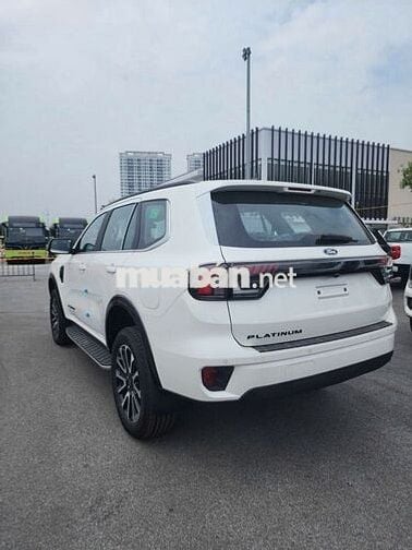 Ford Everest Platinum 2.0L 4x2 AT 2026 - 1 Tỷ 265