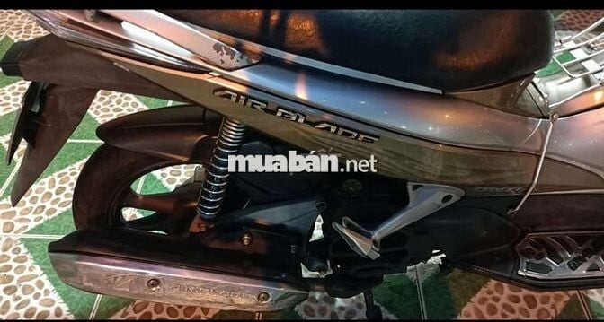 Honda Air Blade Thể thao Vàng đồng