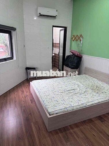 Cho thuê nhà 3 tầng kiệt Nguyễn Hoàng, 3PN, full nội thất, kiệt 3.5m