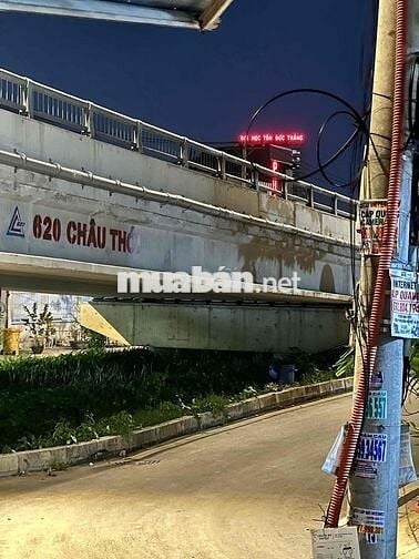 CHO THUÊ PHÒNG MẶT TIỀN ĐỘC LẬP NHƯ NHÀ NGUYÊN CĂN