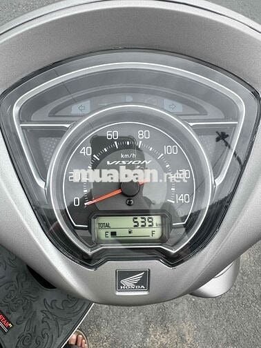 Honda Vision bánh lớn đăng ký 34 ngày odo 530km