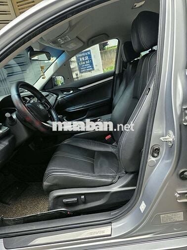 Honda Civic 2018 1.8 CVT Bạc 50000 km