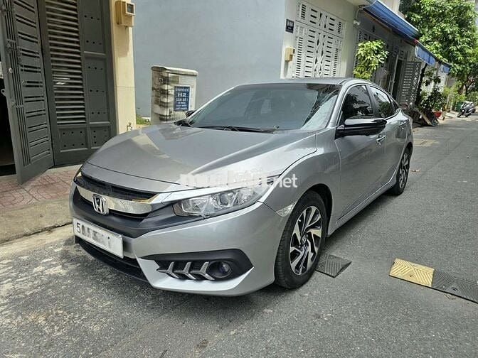 Honda Civic 2018 1.8 CVT Bạc 50000 km
