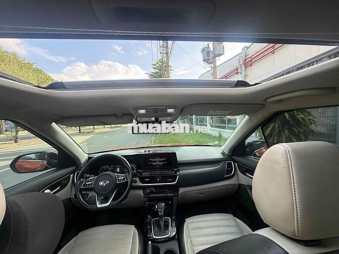 KIA Seltos 2021 1.4 Turbo Premium Cam 66000 km