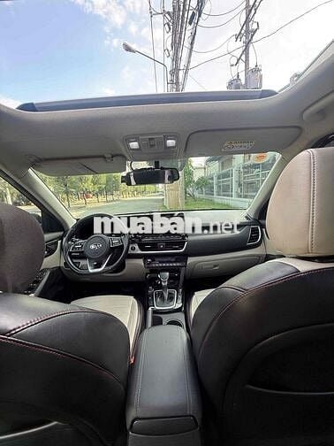 KIA Seltos 2021 1.4 Turbo Premium Cam 66000 km