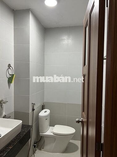 CHÍNH CHỦ CHO THUÊ PHÒNG ĐẸP 30m2 NGAY ĐẠI HỌC UEF 6.8TR/THÁNG