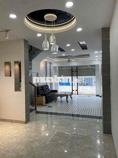 NHÀ MỚI XÂY 2LẦU 4PN GẦN CHỢ VƯỜN LÀI