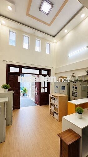 BÁN NHÀ HXH, VIP HOÀNG BẬT ĐẠT - TÂN BÌNH DT 65M, 5L GIÁ CHÀO 10,5 TỶ