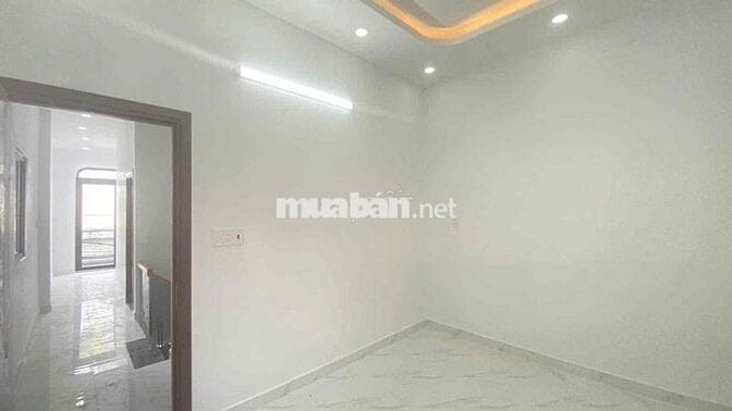 Bán nhà có phòng ngủ trệt cho người lớn tuổi nhà mới hẻm xe tải