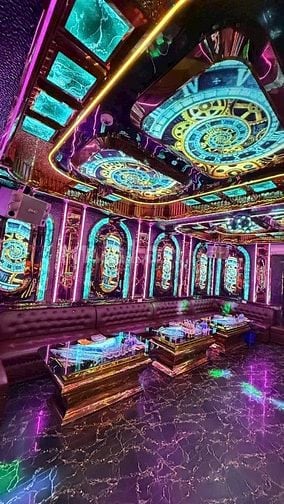 KTV-KARAOKE, số 36 phố Bùi Thị Xuân. Tuyển nhân viên