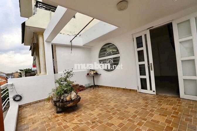 Cho thuê nguyên căn rộng rãi, hầm xe, 5pn 5wc, Lê Đức Thọ P6 Gò vấp