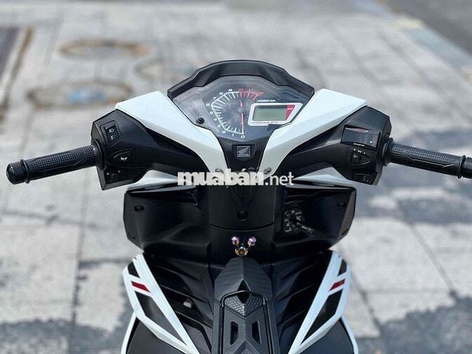 Honda Winner V1 150 2018 Trắng Đen 20.000km