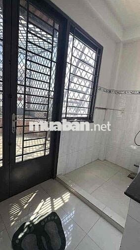 NC P11. tân bình 5pn 5wc - HXH - có sân thượng